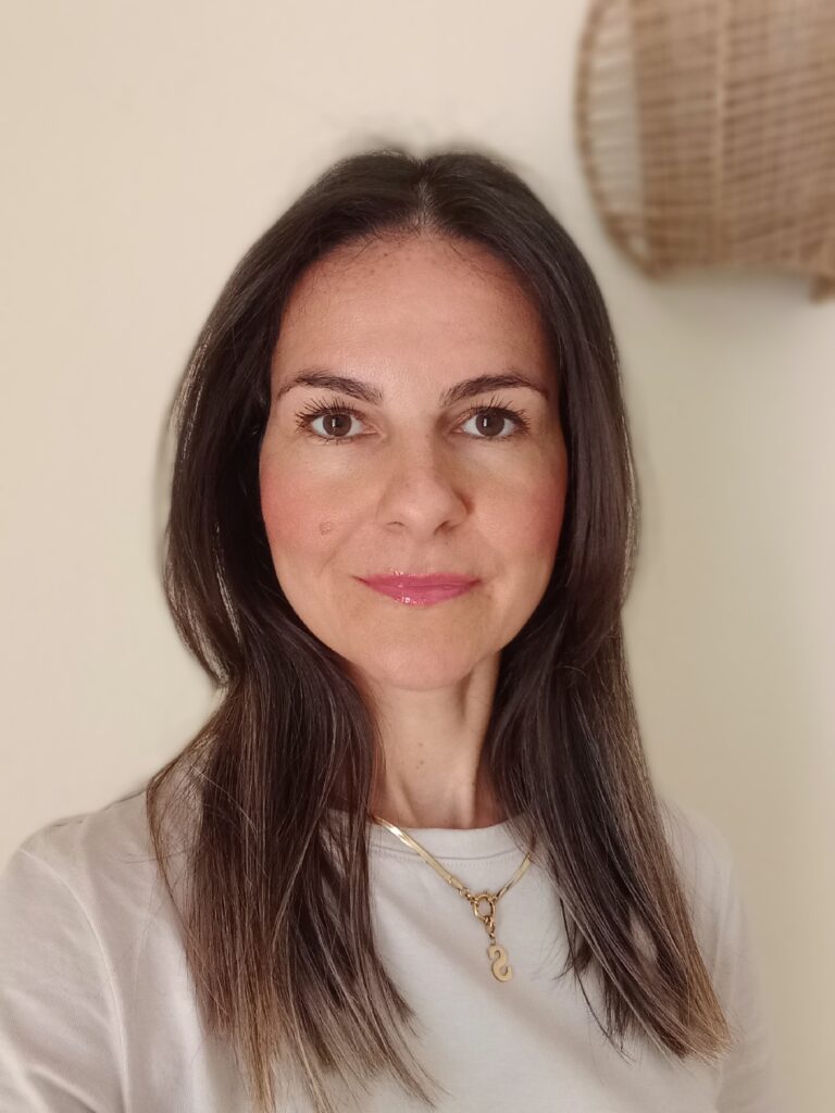 profesora y asesora integral Sabrina Sobre DS Pro Online